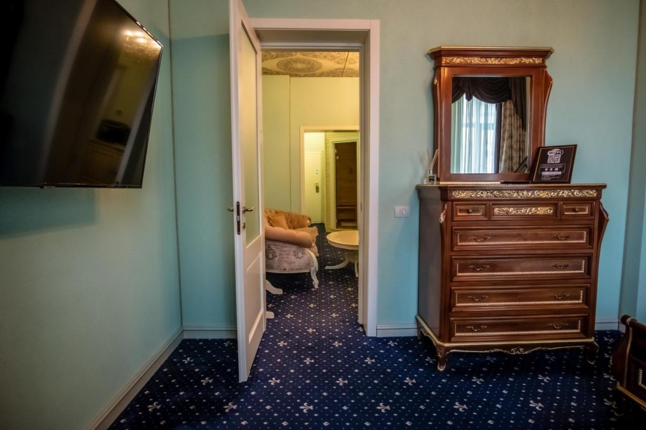 Jmr Royal -Luxury Rooms & Private Sauna Констанца Экстерьер фото