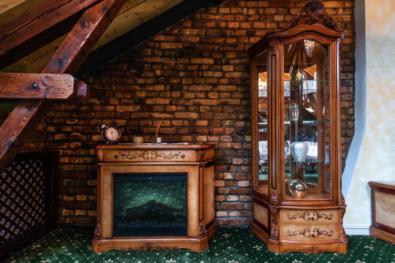 Jmr Royal -Luxury Rooms & Private Sauna Констанца Экстерьер фото
