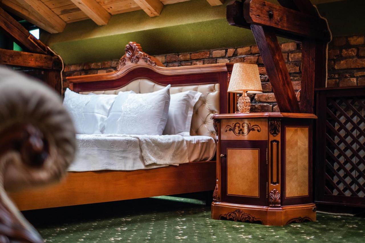 Jmr Royal -Luxury Rooms & Private Sauna Констанца Экстерьер фото