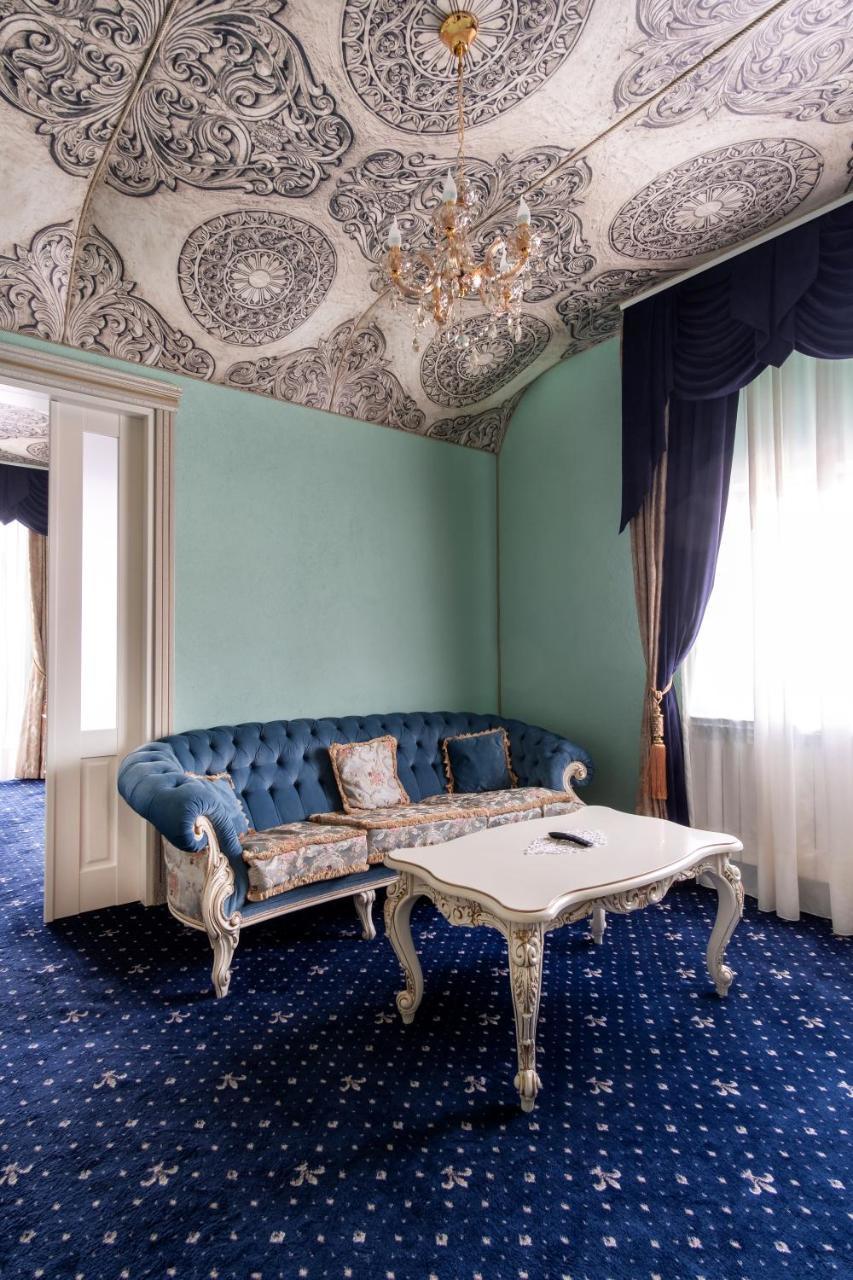 Jmr Royal -Luxury Rooms & Private Sauna Констанца Экстерьер фото